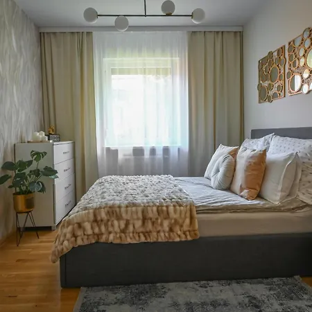 Malinowelove Aircon, 3 Rooms, Parking, Ogrod Daire
