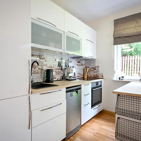 Daire Malinowelove Aircon, 3 Rooms, Parking, Ogrod